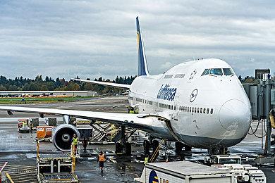 95%好评生存恐怖《阴暗森林》Steam特惠促销 仅售15元